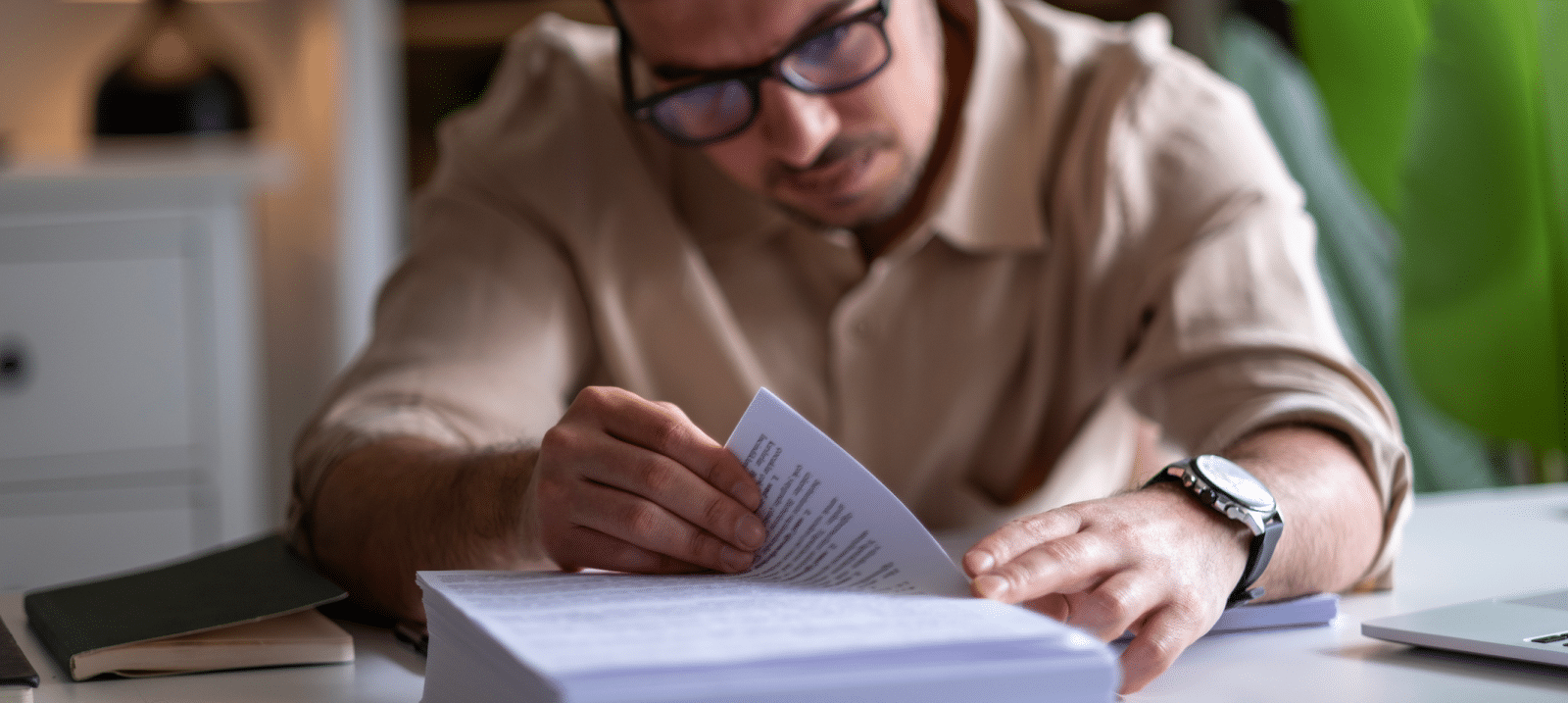 uhs blog 2 contract compliance in wc feature image 1600x717 body image 1 1600x717